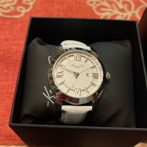 Kenneth Cole white, genuine leather band! Never worn!